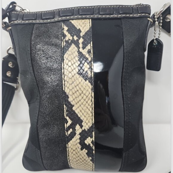 Coach Signature Hampton Python Black Patchwork Crossbody Swingpack Purse Bag - Picture 2 of 7